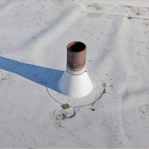 commercial-roof-flashing